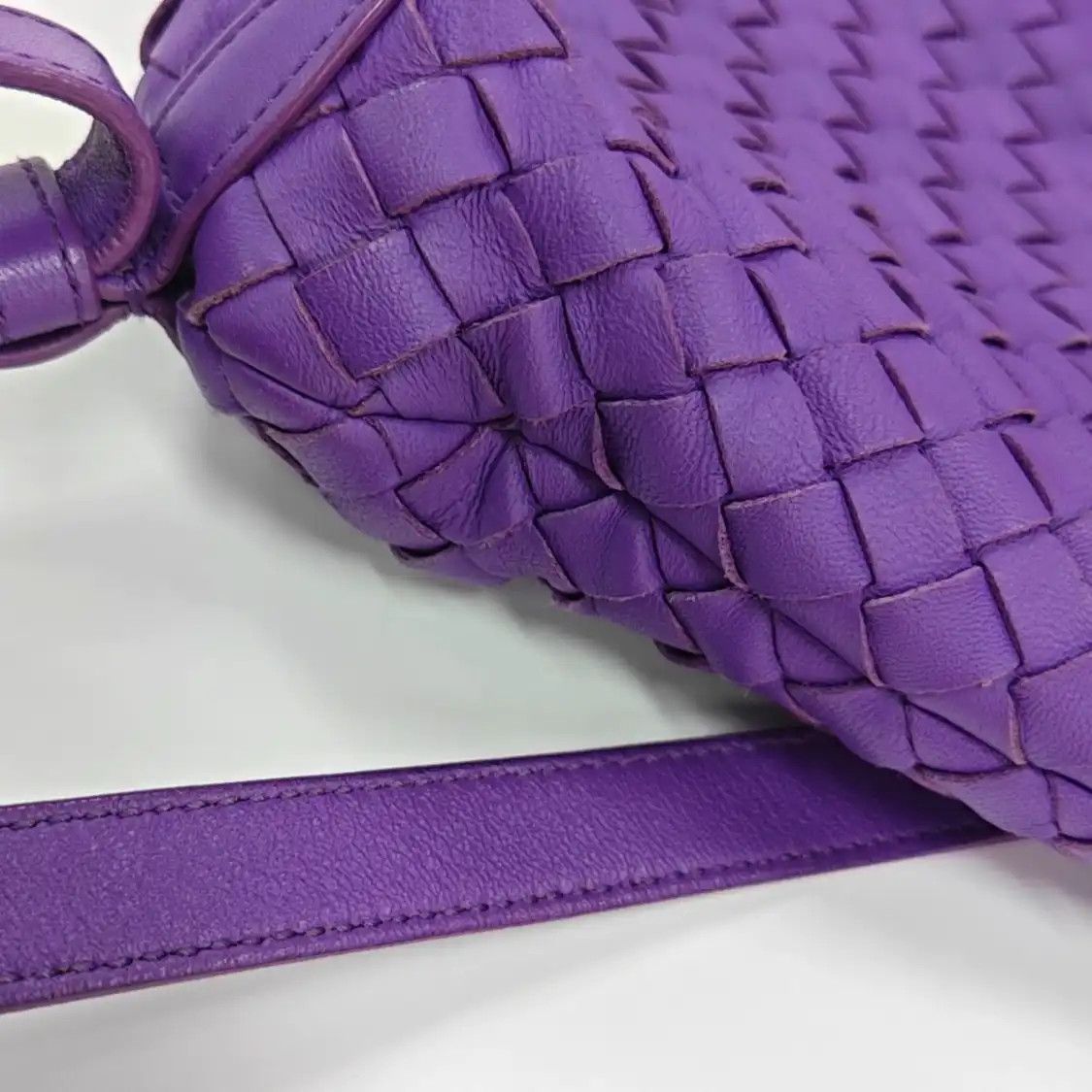Bottega Veneta BOTTEGA VENETA purple sheepskin woven shoulder bag backpack black hardware Size ONE SIZE - 16 Thumbnail