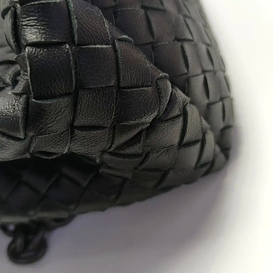 Bottega Veneta BOTTEGA VENETA Olimpia Large black sheepskin woven shoulder bag gold hardware Size ONE SIZE - 13 Thumbnail
