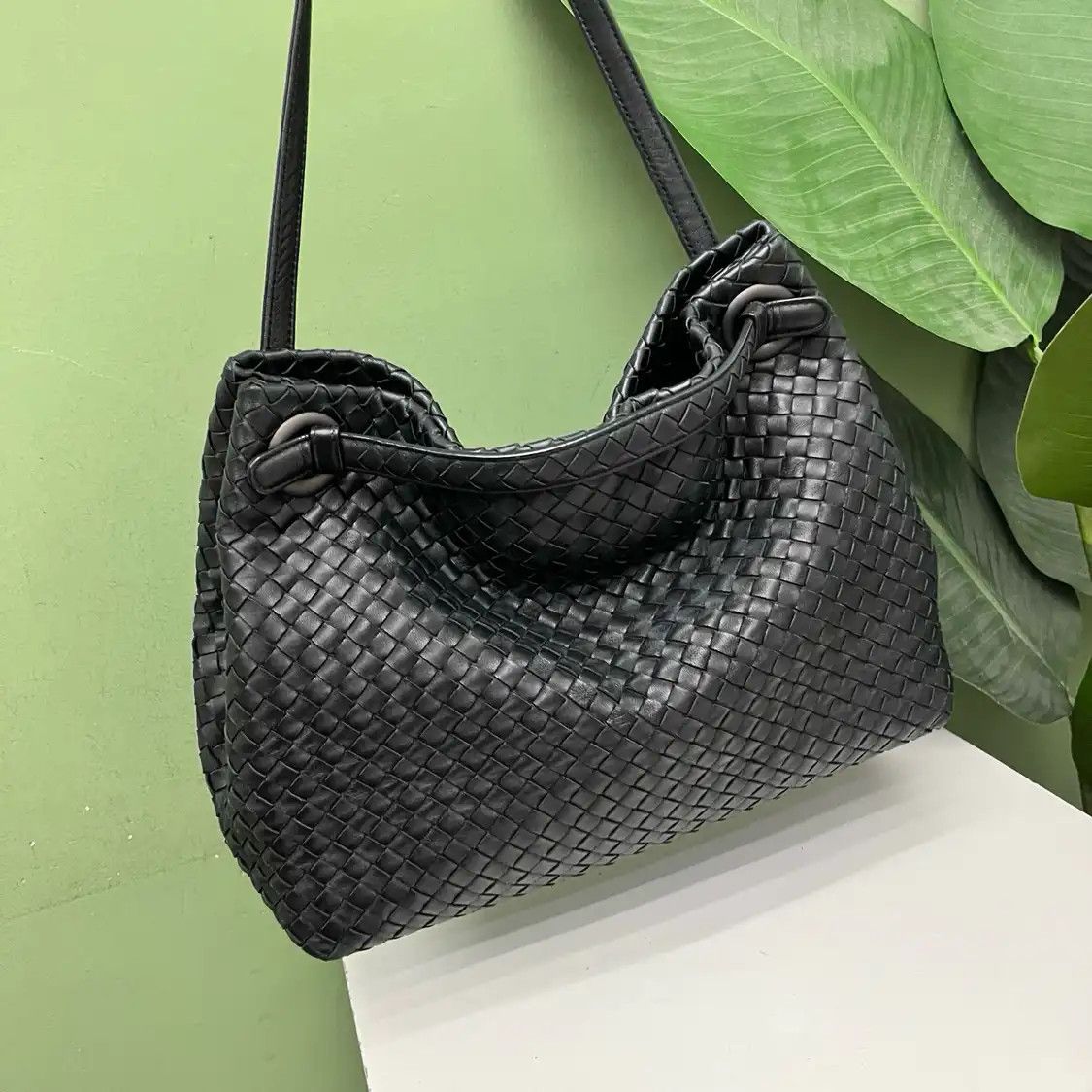 Bottega Veneta BOTTEGA VENETA tote bag black sheepskin woven shoulder bag Size ONE SIZE - 9 Thumbnail