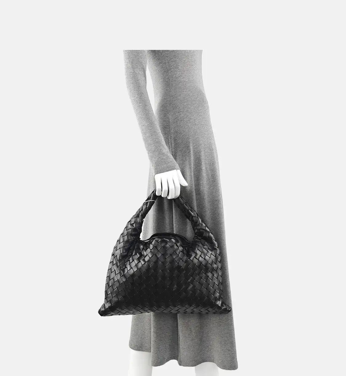 Bottega Veneta BOTTEGA VENETA Hop black cowhide leather woven handbag gold hardware Size ONE SIZE - 2 Thumbnail