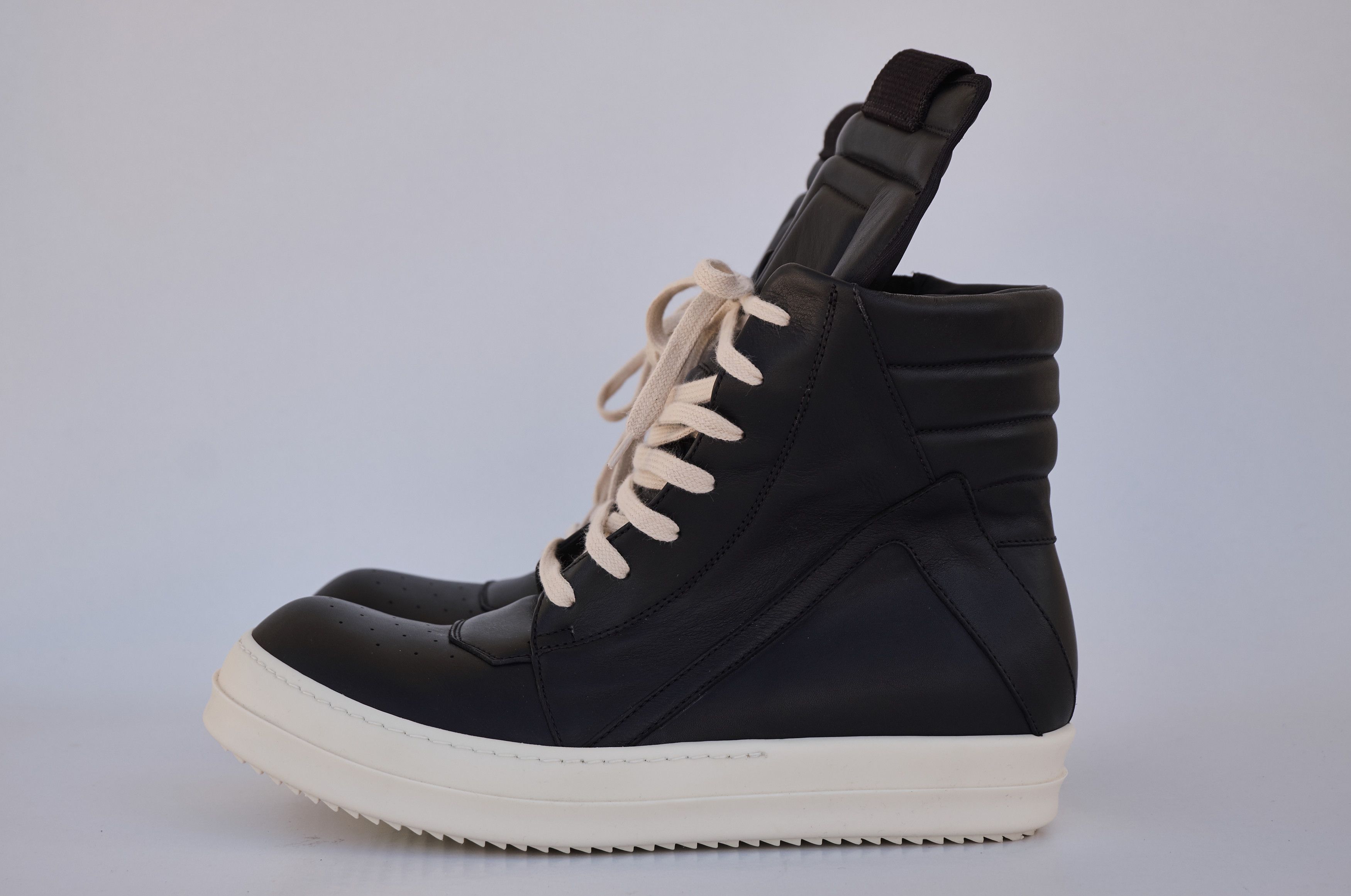 Rick Owens BRAND NEW IN BOX RICK OWENS FW17 GLITTER GEOBASKET 'BLACK AND MILK WHITE' sz 41 1/2, 1190$ Size US 8.5 / EU 41-42 - 2 Preview