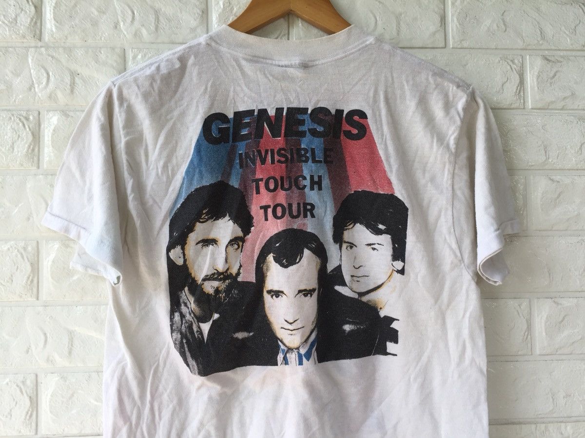 Band Tees × Vintage VINTAGE GENESIS INVISIBLE TOUCH TOUR TSHIRT Size US L / EU 52-54 / 3 - 4 Thumbnail