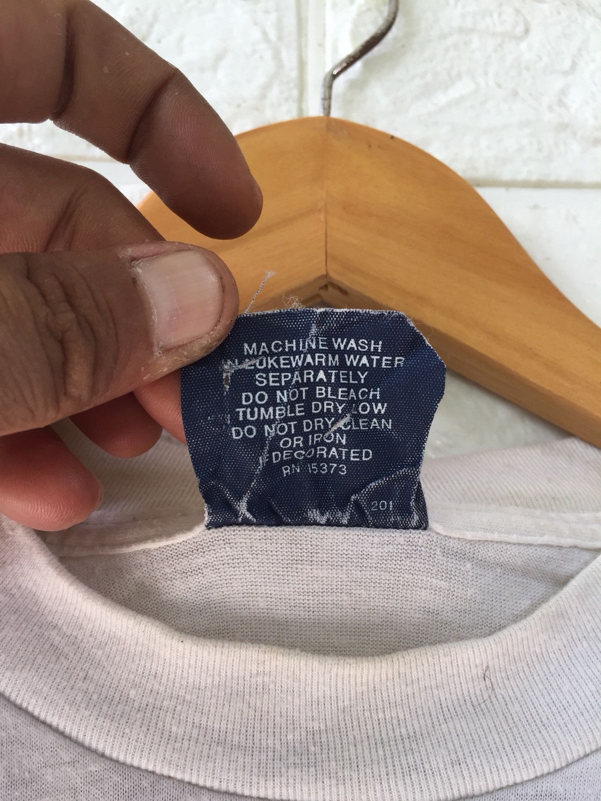 Band Tees × Vintage VINTAGE GENESIS INVISIBLE TOUCH TOUR TSHIRT Size US L / EU 52-54 / 3 - 9 Thumbnail