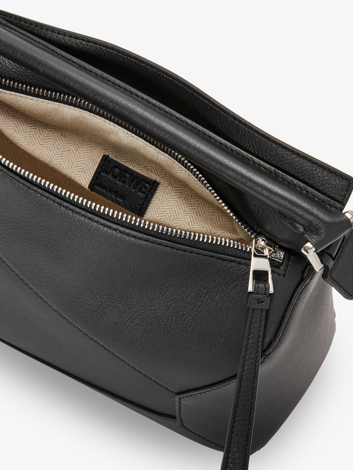 Loewe Puzzle Edge Leather Handbag With Engraved Anagram Logo Size ONE SIZE - 4 Thumbnail