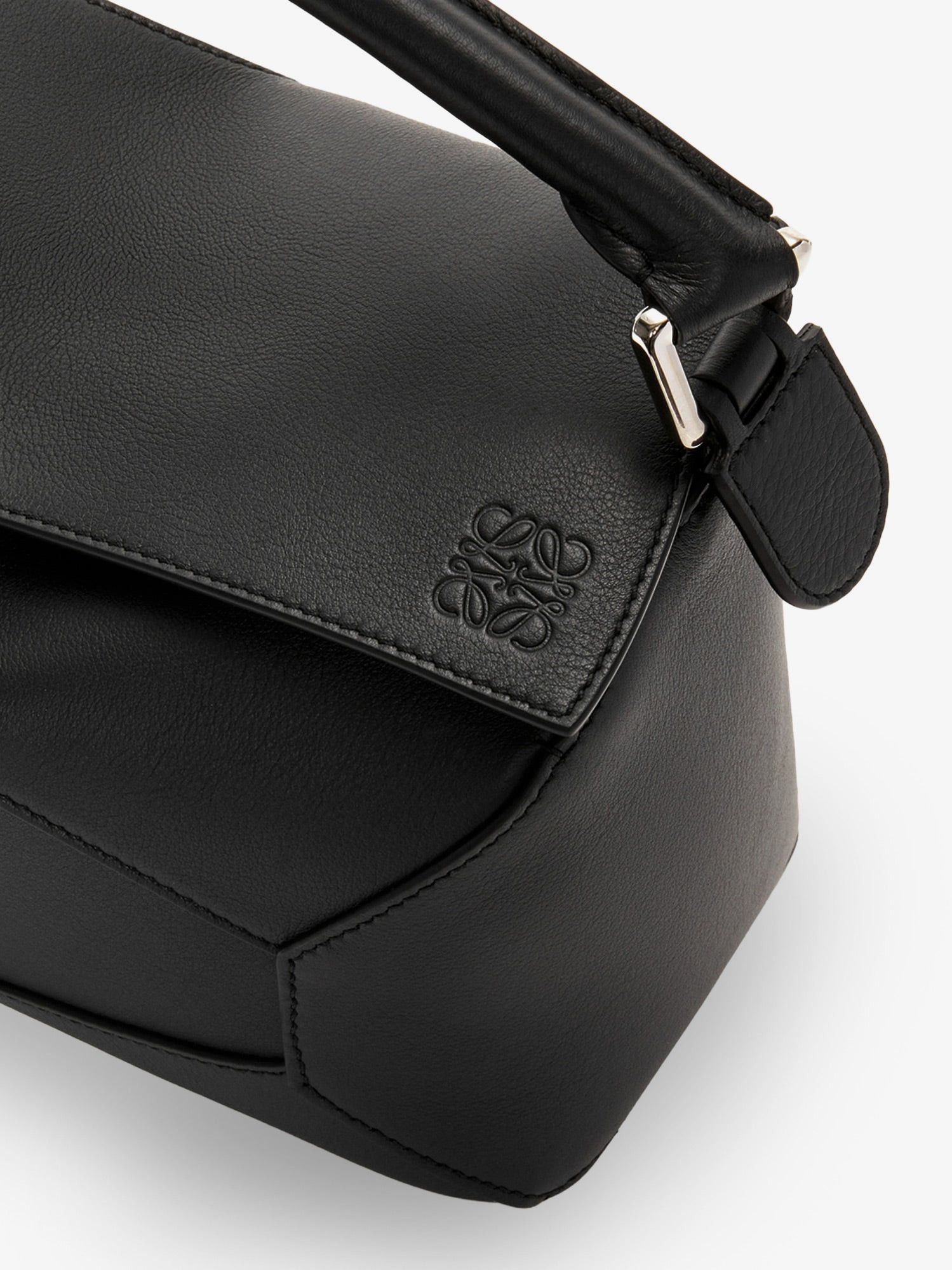 Loewe Puzzle Edge Leather Handbag With Engraved Anagram Logo Size ONE SIZE - 5 Thumbnail