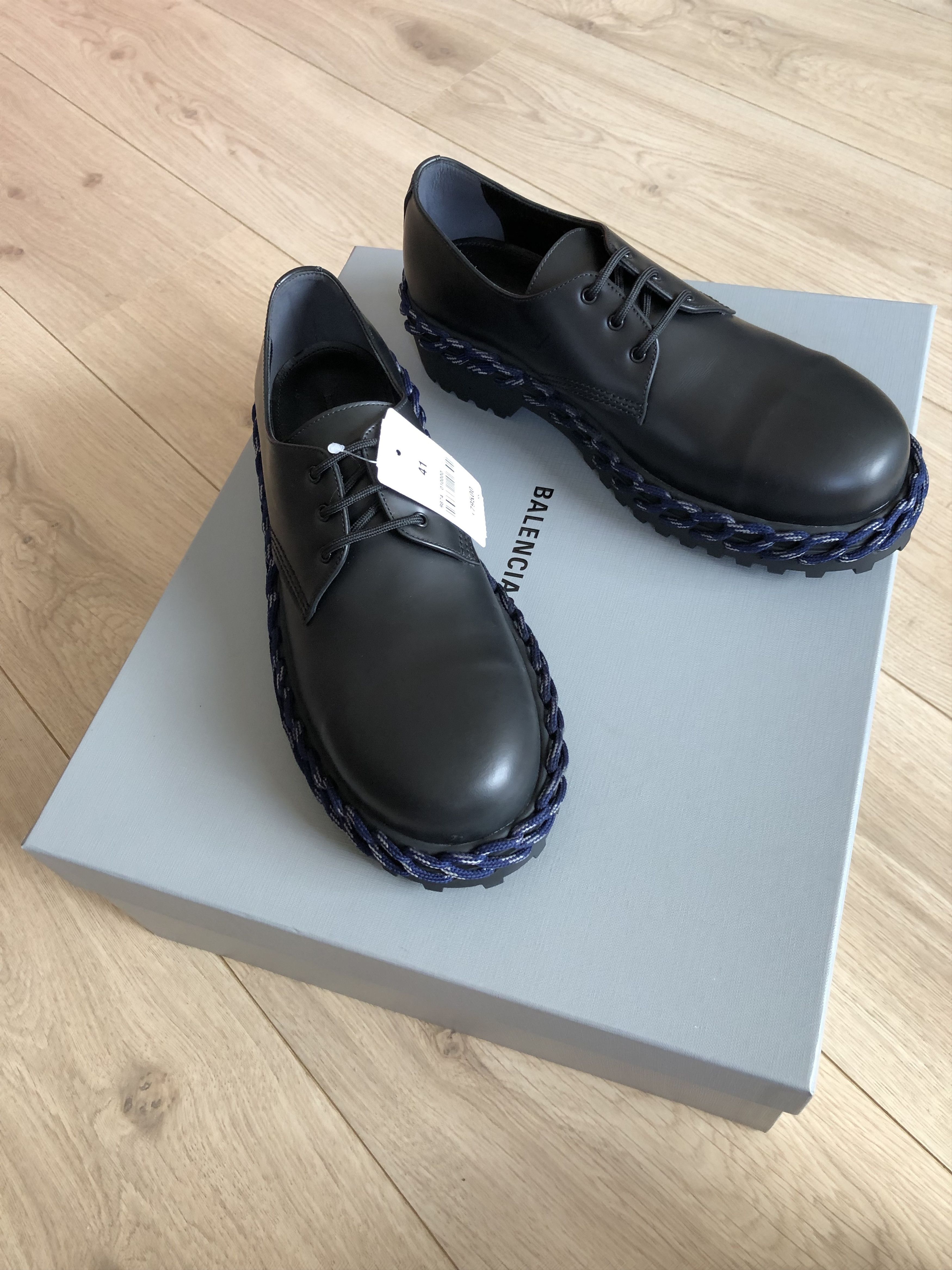 バレンシアガ Calfskin Braided Derby Loafers 42