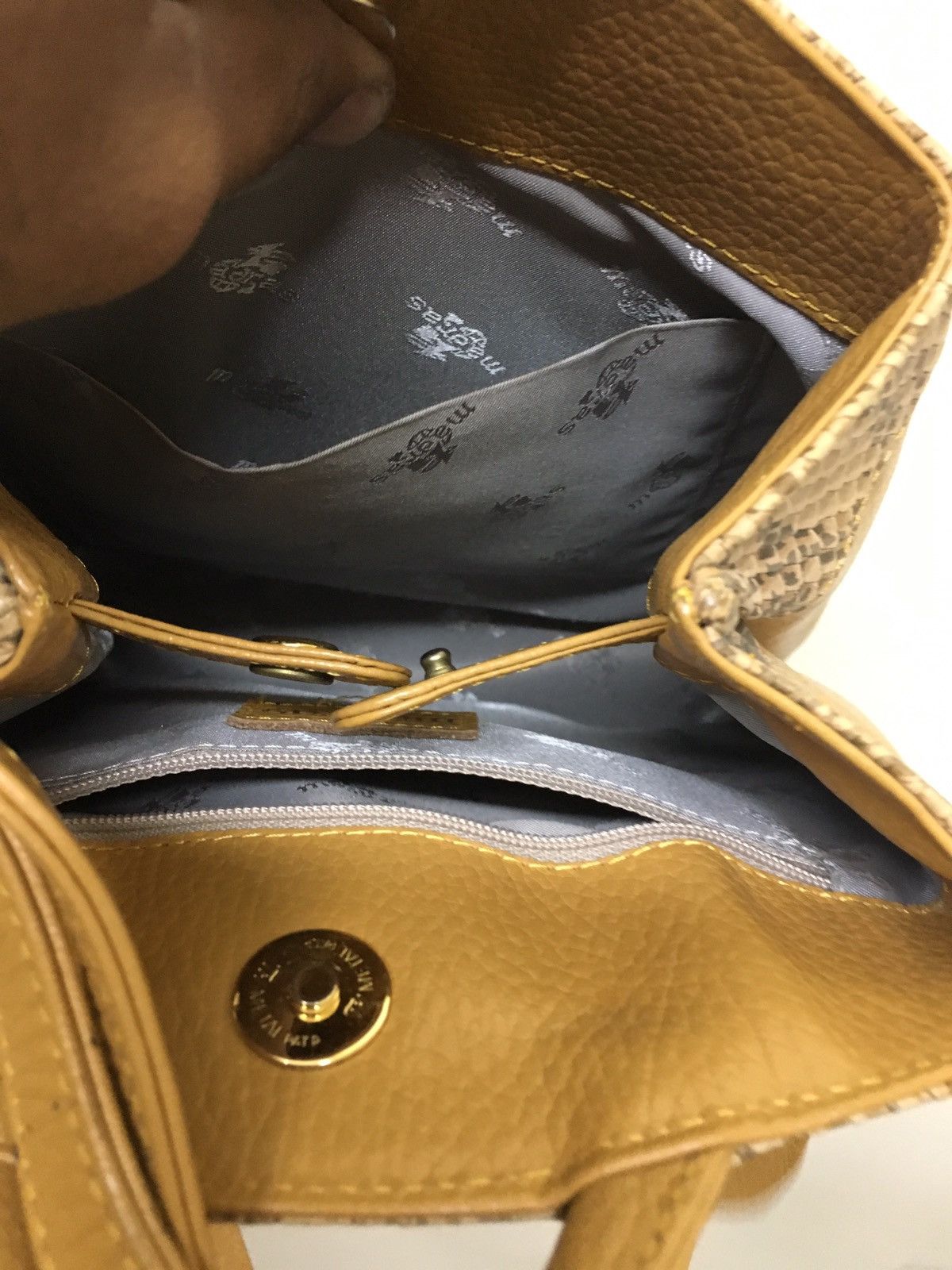 Japanese Brand Madras backpack PATINA LEATHER Size ONE SIZE - 6 Thumbnail