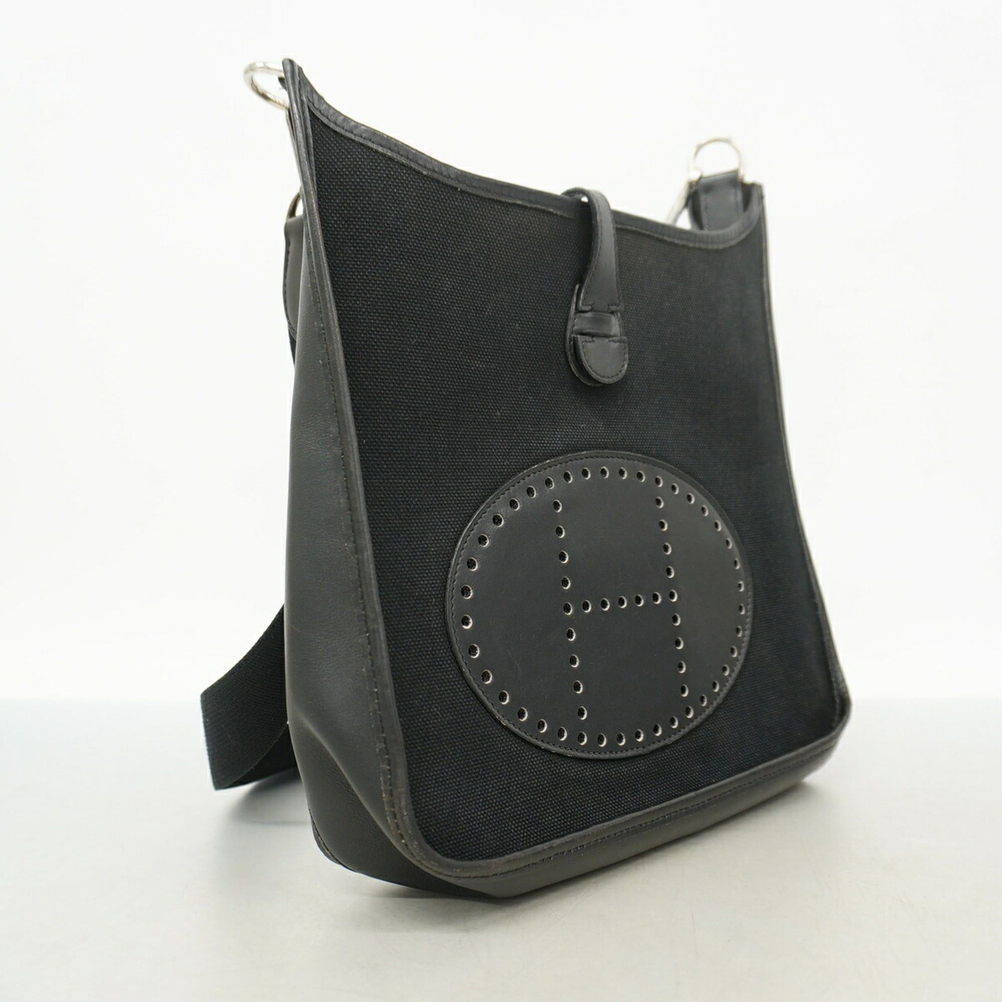 Hermes Hermes Evelyne 1GM Shoulder Bag, Toile Officier, Black, □H stamp, Women's Size ONE SIZE - 2 Thumbnail