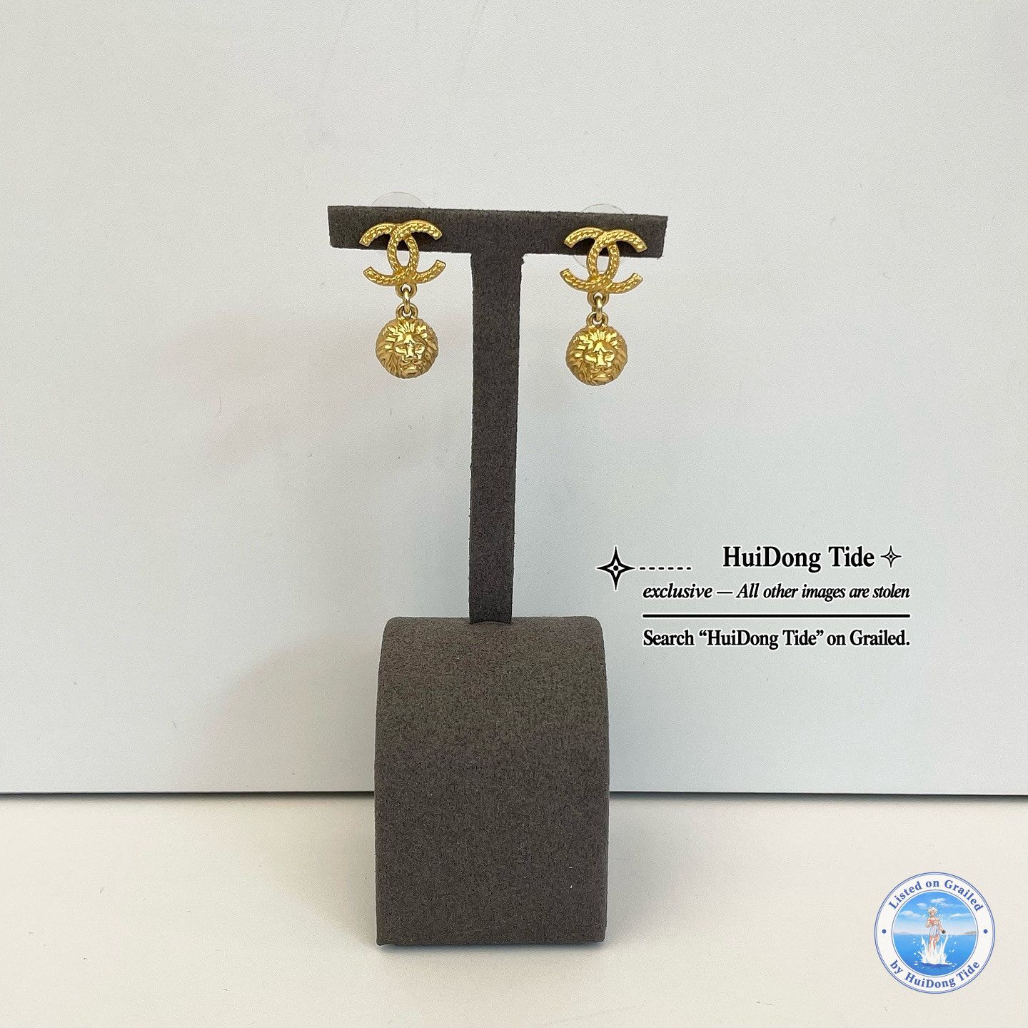 Chanel CHANEL Lion CC Logo Drop Earrings Gold Size ONE SIZE - 2 Thumbnail