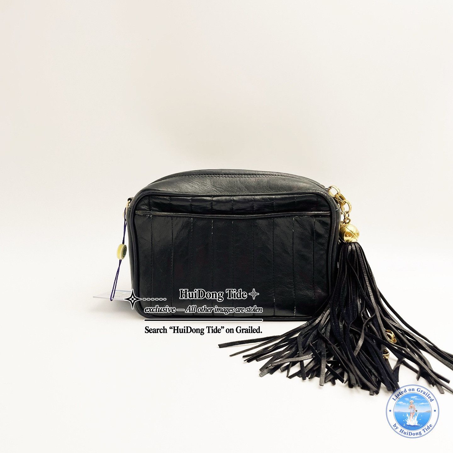 Chanel CHANEL Vintage Quilted Leather Tassel Camera Bag Size OS Size ONE SIZE - 2 Thumbnail