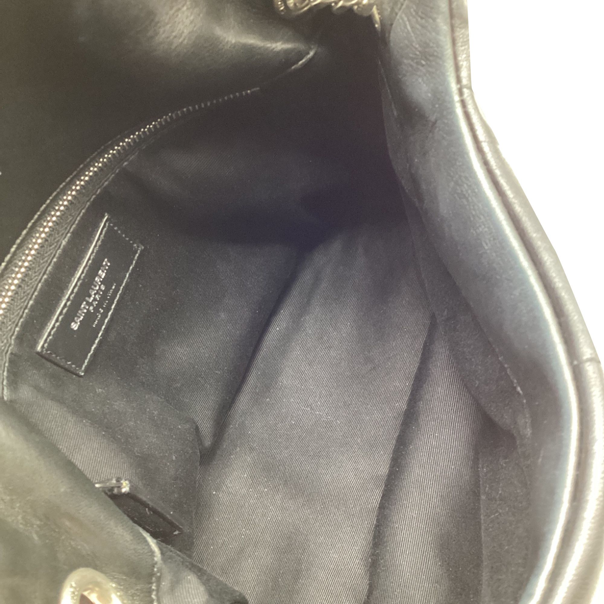 Saint Laurent Paris Saint Laurent Small Puffer Loulou Shoulder Bag in Black Leat Size ONE SIZE - 9 Thumbnail