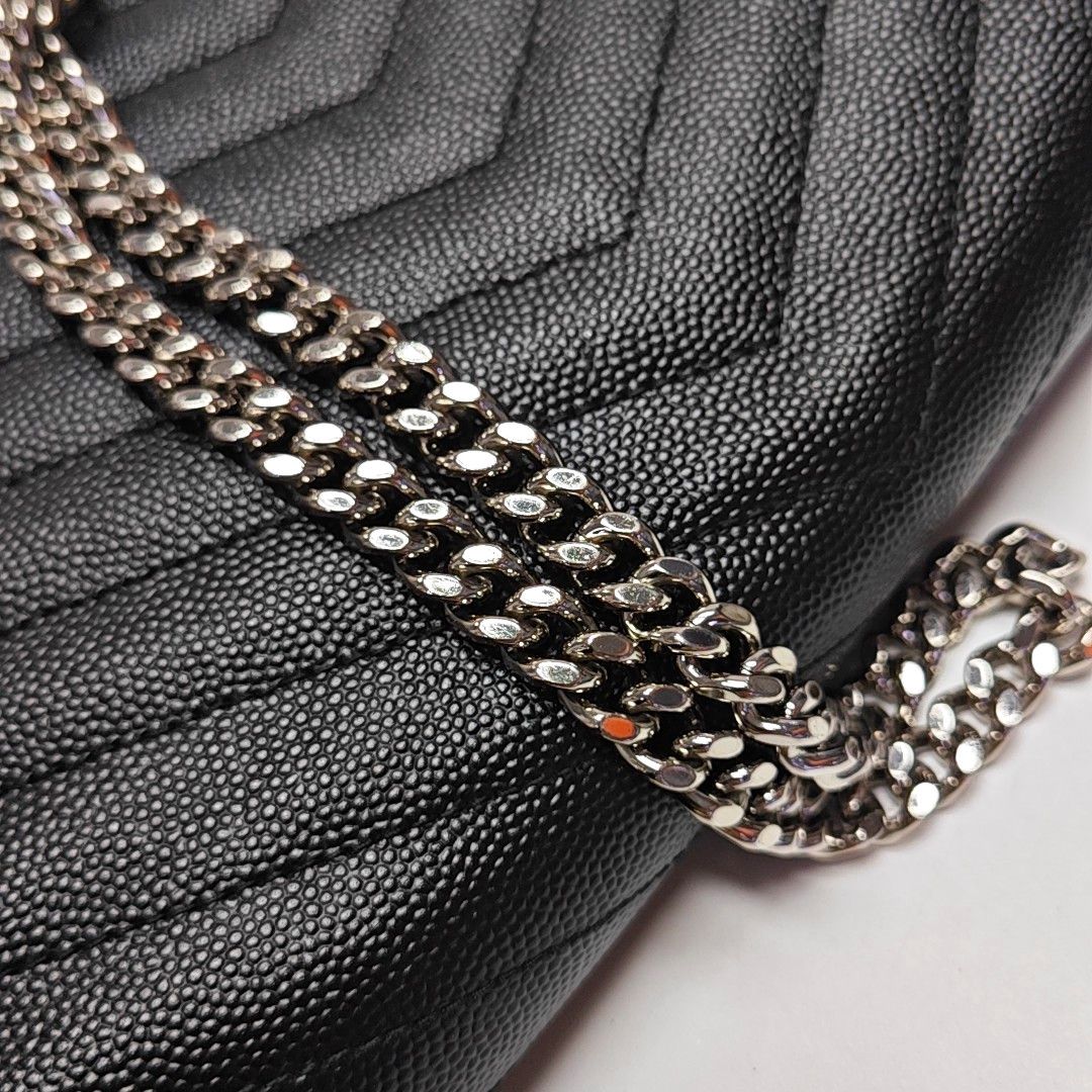 Saint Laurent Paris Saint Laurent Monogram Chevron Shoulder Bag Size OS Size ONE SIZE - 13 Thumbnail