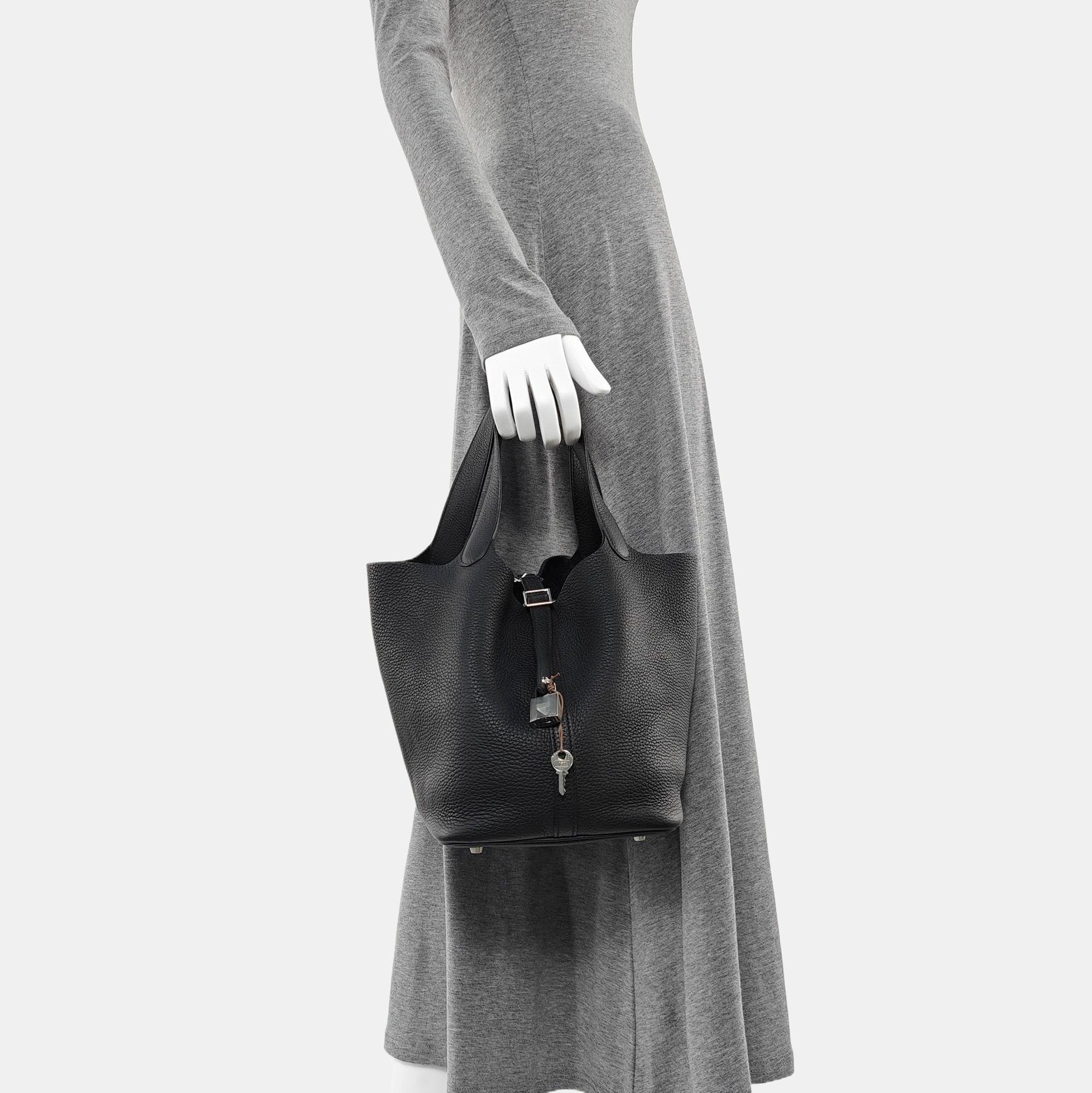 Hermes Hermès Picotin Lock 22 Black Clemence Leather Bag Size ONE SIZE - 2 Thumbnail