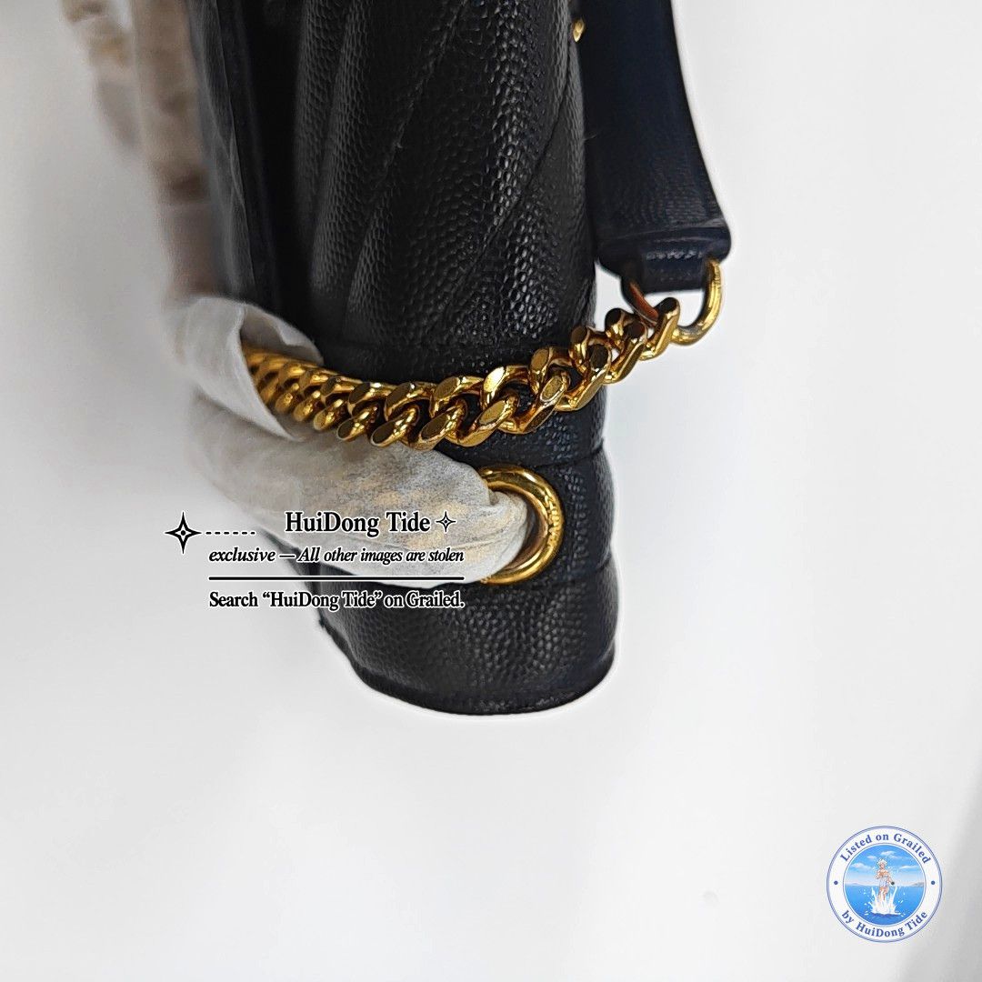 Saint Laurent Paris Saint Laurent Monogram Quilted Shoulder Bag Black Size ONE SIZE - 16 Thumbnail
