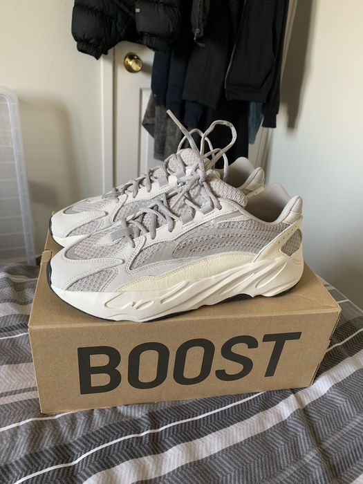 Yeezy cheap 700 grailed