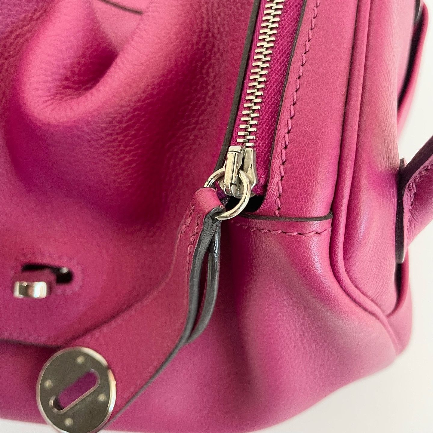 Hermes Hermès Lindy 26 Evercolor Leather Handbag Size 26 Size ONE SIZE - 13 Thumbnail