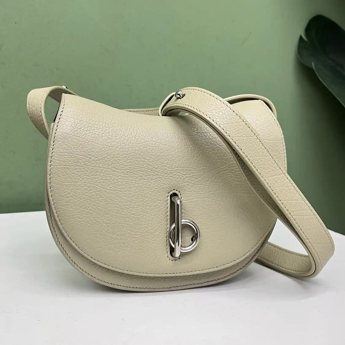 Burberry BURBERRY B Clip mini green cowhide leather crossbody bag Size ONE SIZE - 2 Thumbnail