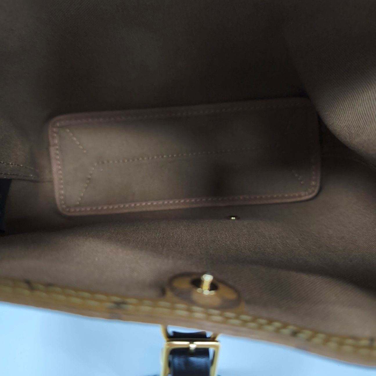 Louis Vuitton Louis Vuitton Atlantis BB Monogram Canvas Bag Size ONE SIZE - 6 Thumbnail