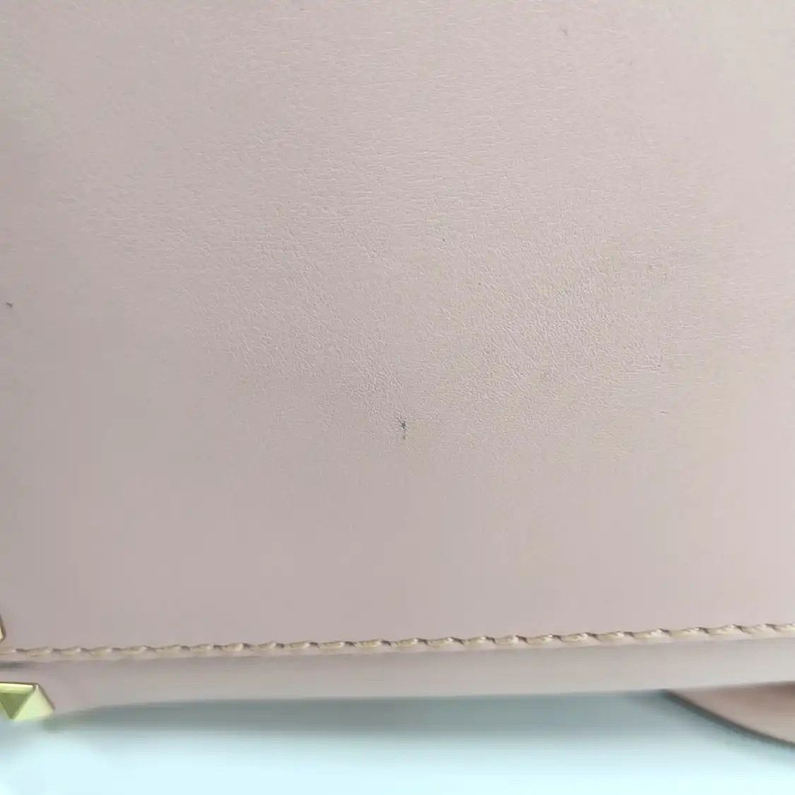Valentino VALENTINO Rockstud light pinkcowhide leather stud shoulder bag handbag crossbody Size ONE SIZE - 12 Thumbnail