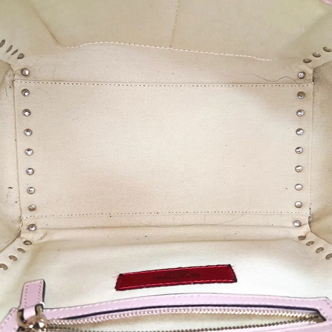 Valentino VALENTINO Rockstud light pinkcowhide leather stud shoulder bag handbag crossbody Size ONE SIZE - 7 Thumbnail