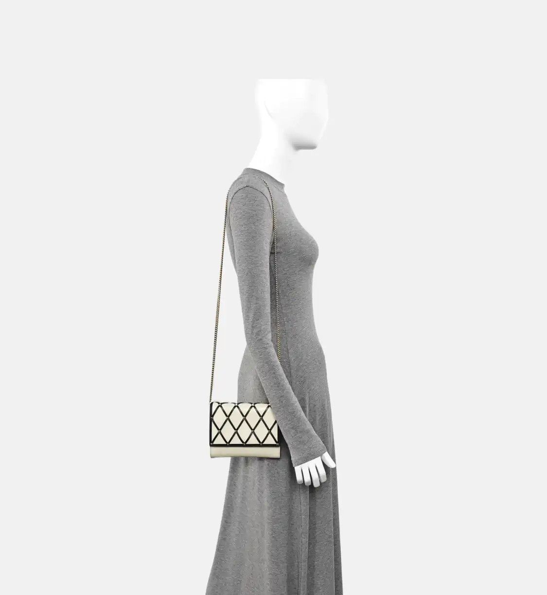 Valentino VALENTINO Beehive white cowhide leather stud quilted shoulder bag detachable str Size ONE SIZE - 2 Thumbnail
