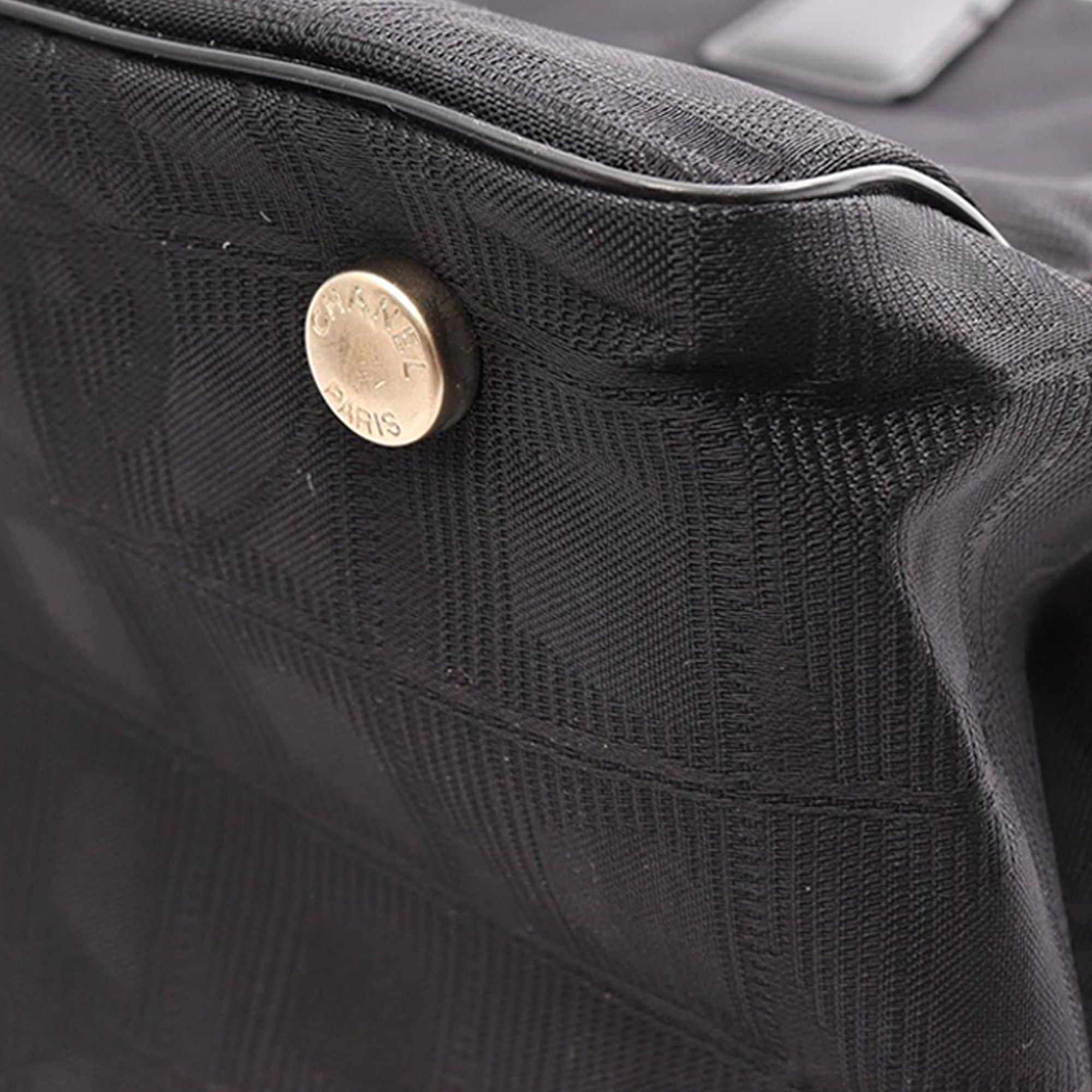 Chanel New Travel Line Nylon Tote Size ONE SIZE - 6 Thumbnail