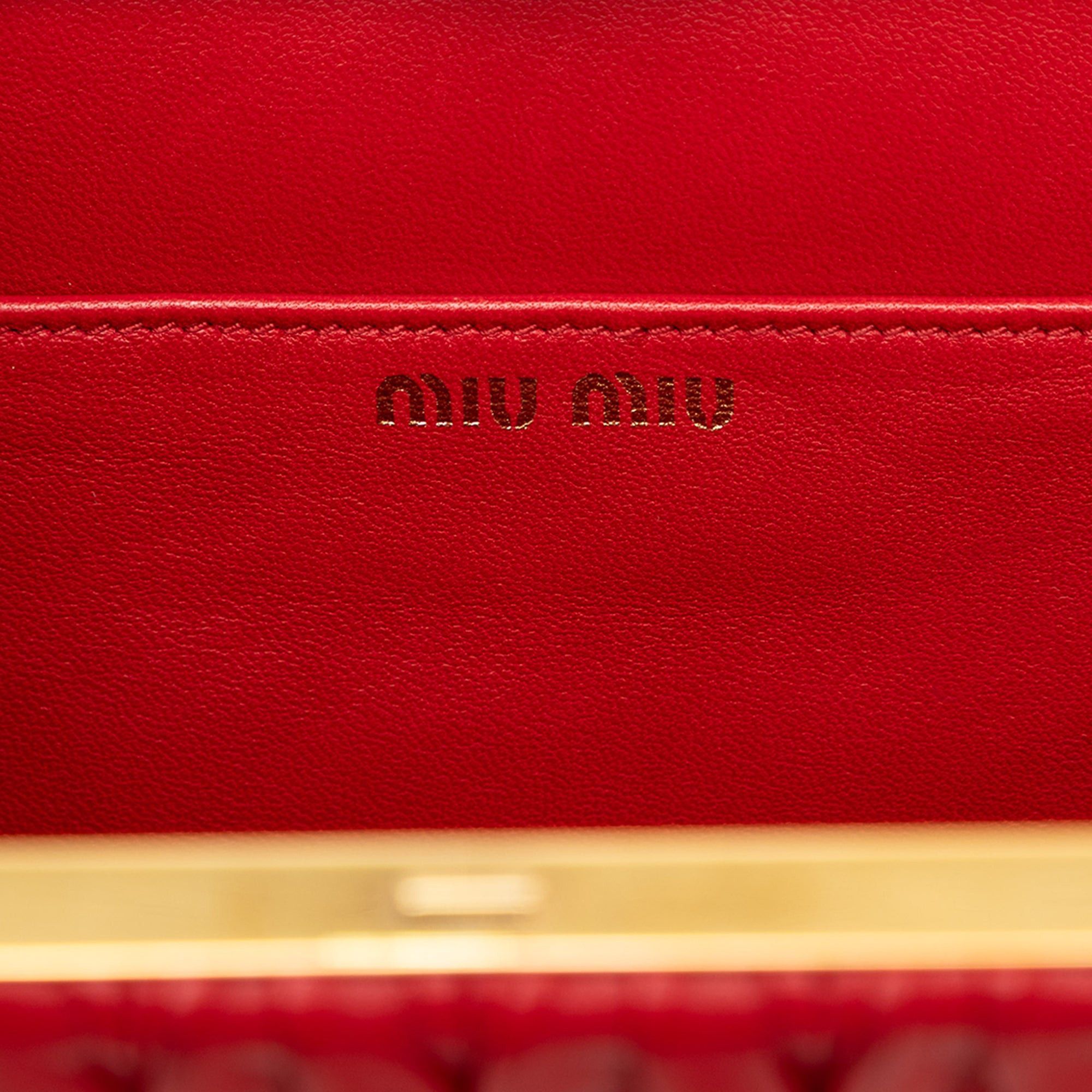 Miu Miu Matelasse Lambskin Kiss Lock Solitaire Satchel Size ONE SIZE - 5 Thumbnail