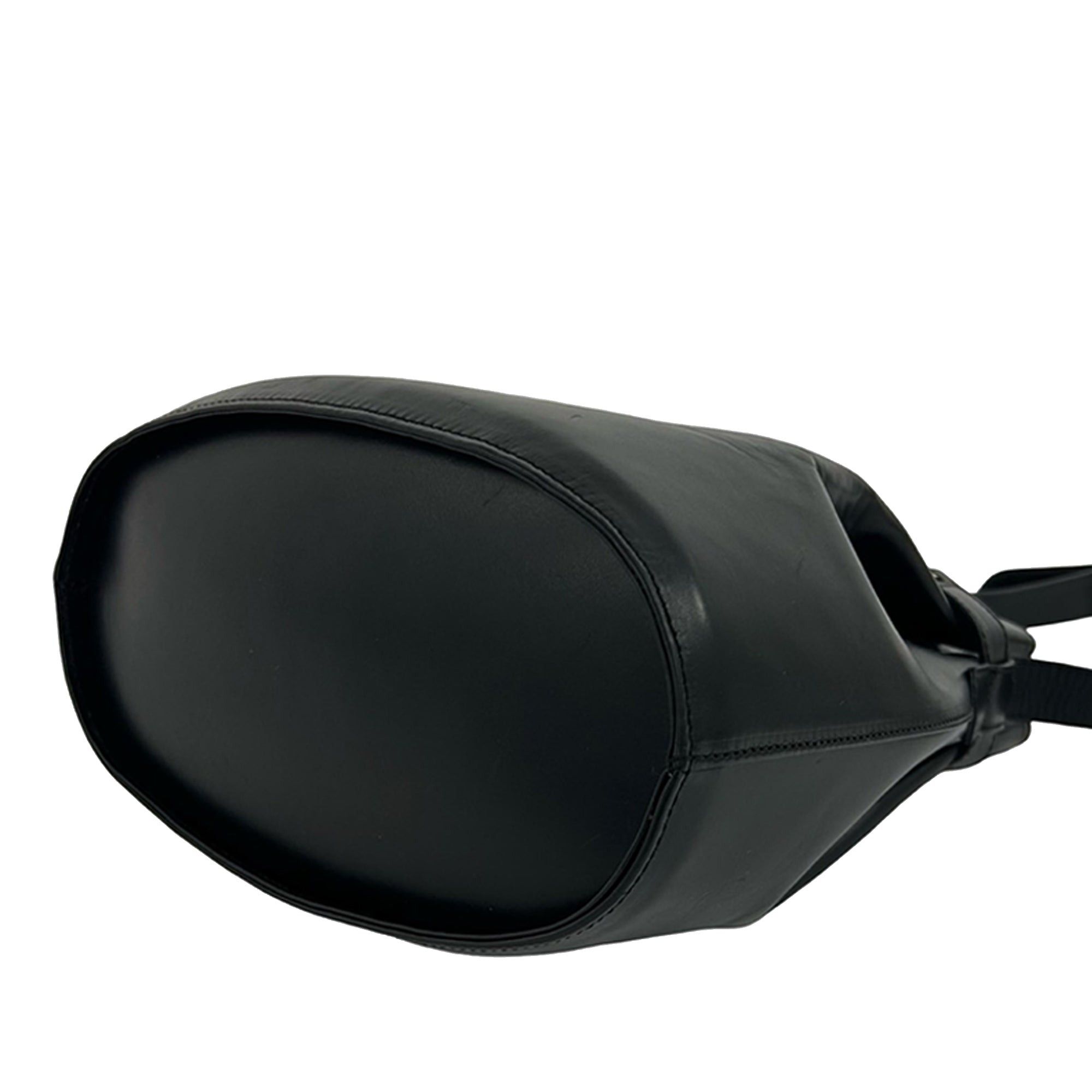 Salvatore Ferragamo Gancini Bucket Bag Size ONE SIZE - 6 Thumbnail