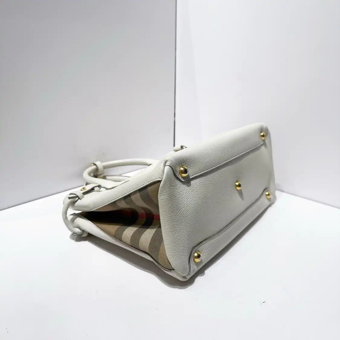 Burberry BURBERRY The Banner Medium white cowhide leather handbag detachable strap Size ONE SIZE - 7 Thumbnail
