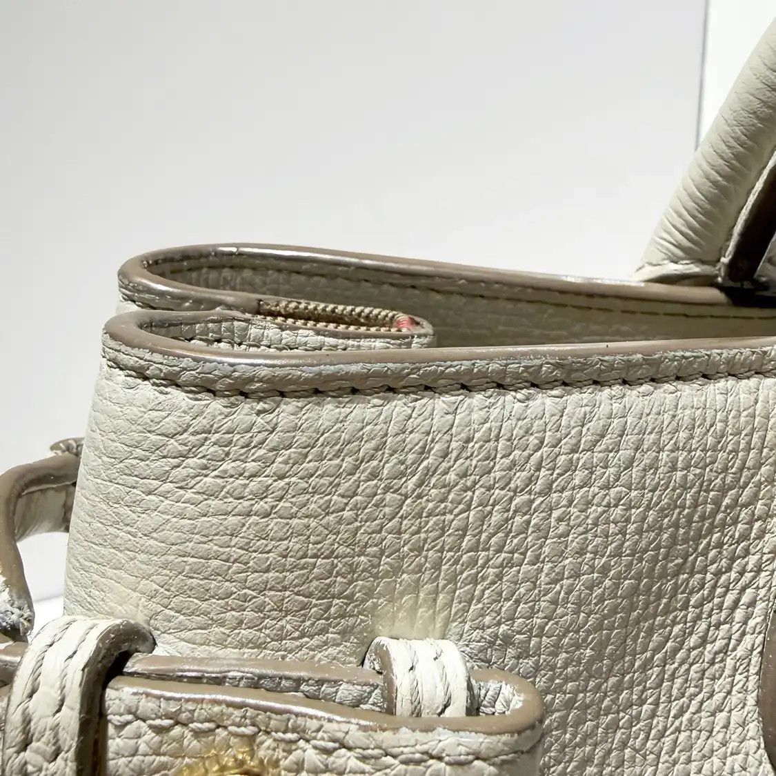 Burberry BURBERRY The Banner Medium white cowhide leather handbag detachable strap Size ONE SIZE - 16 Thumbnail