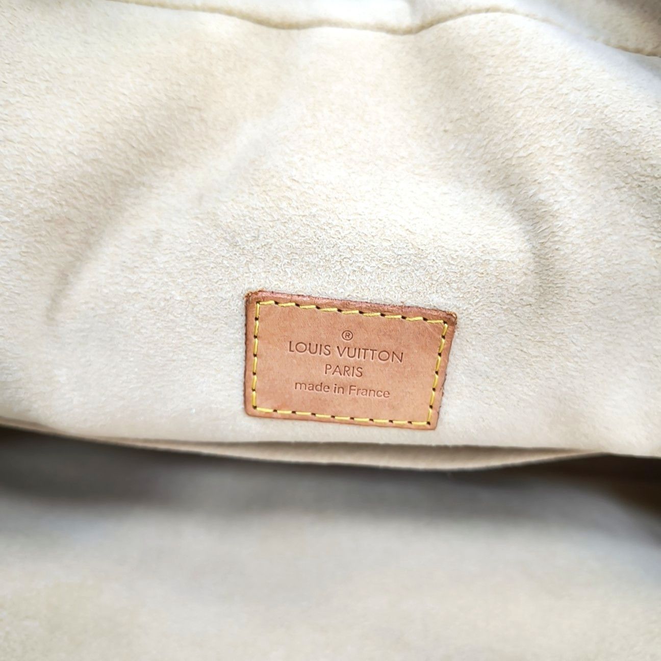 Louis Vuitton Louis Vuitton Manhattan Monogram Coated Canvas Bag Size ONE SIZE - 15 Thumbnail