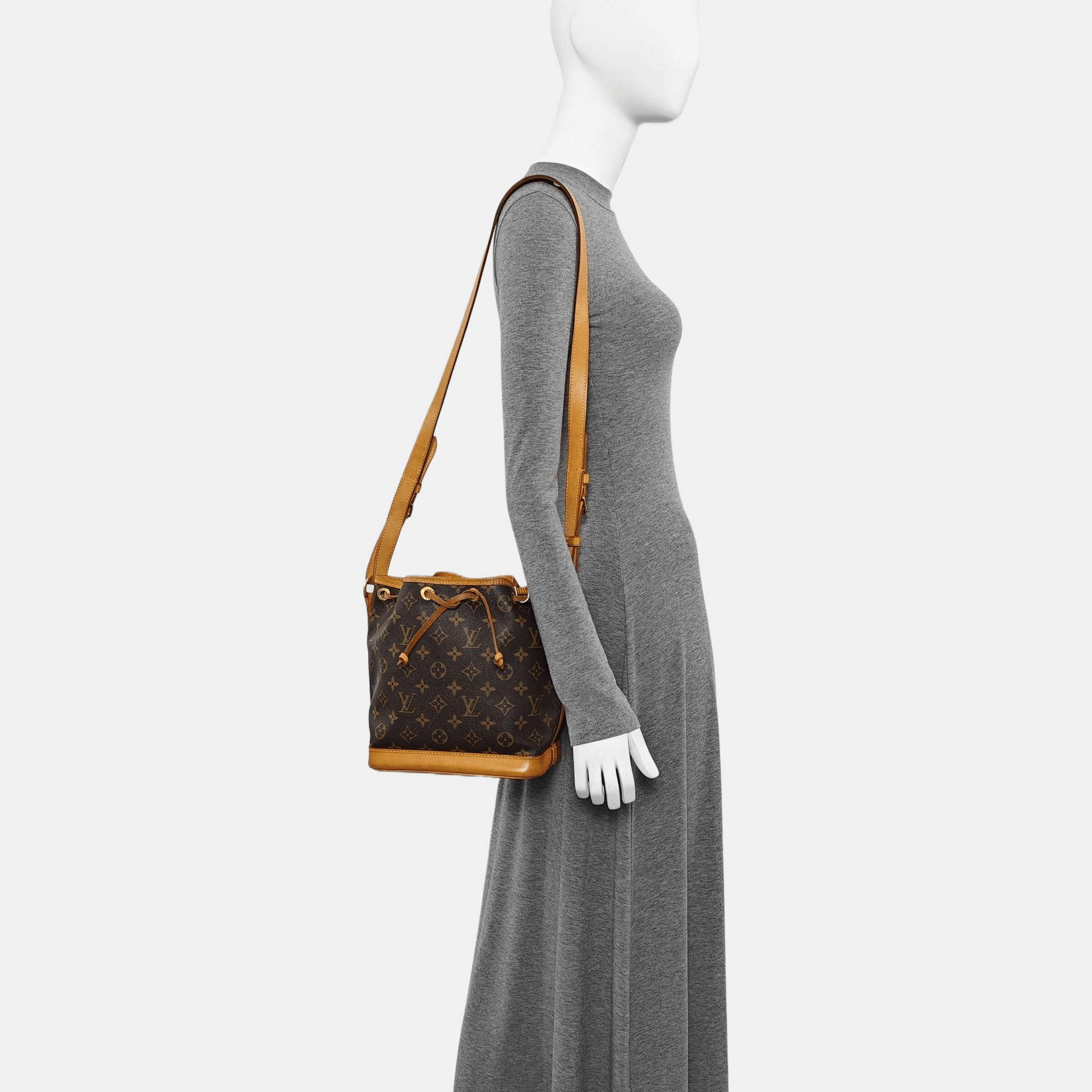 Louis Vuitton Louis Vuitton Monogram Noé BB Bucket Bag Size ONE SIZE - 2 Thumbnail