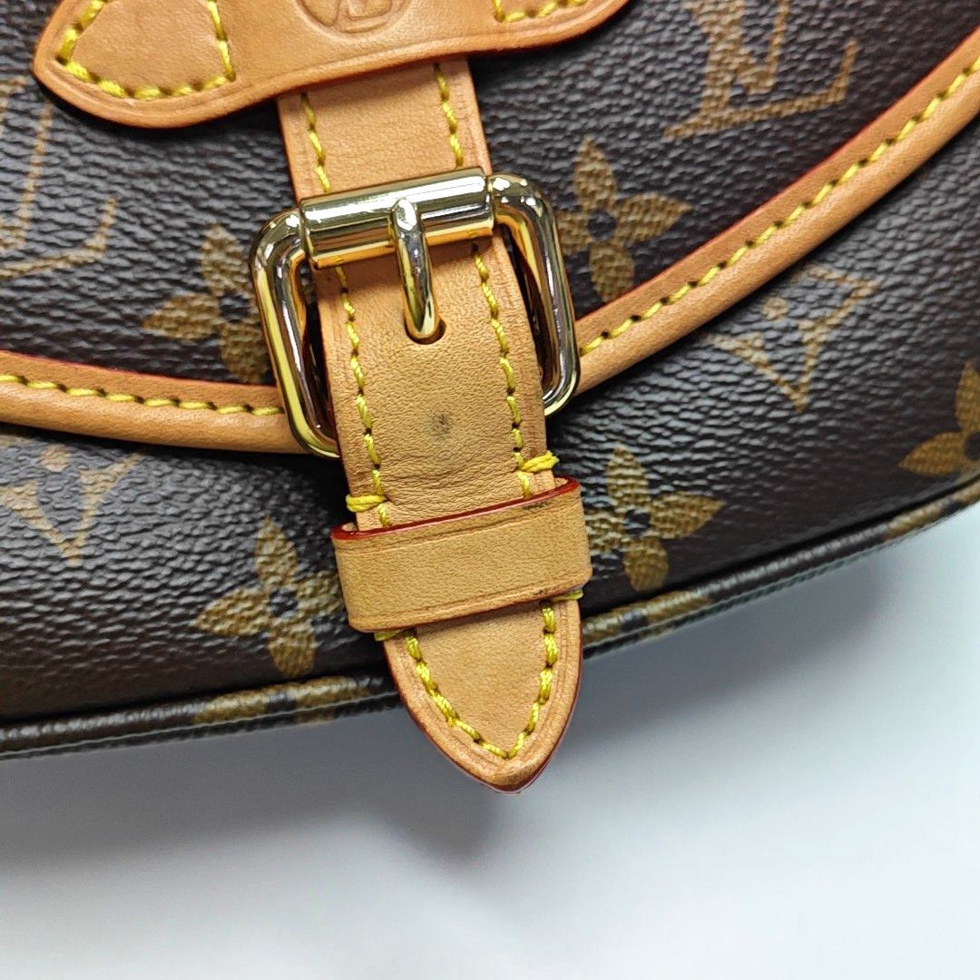 Louis Vuitton Louis Vuitton Saumur BB Monogram Coated Canvas Bag Size ONE SIZE - 11 Thumbnail