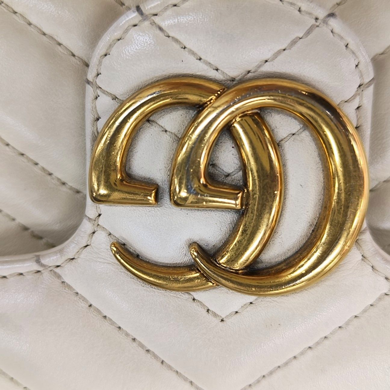 Gucci Gucci GG Marmont Mini Quilted Leather Chain Bag Size ONE SIZE - 11 Thumbnail