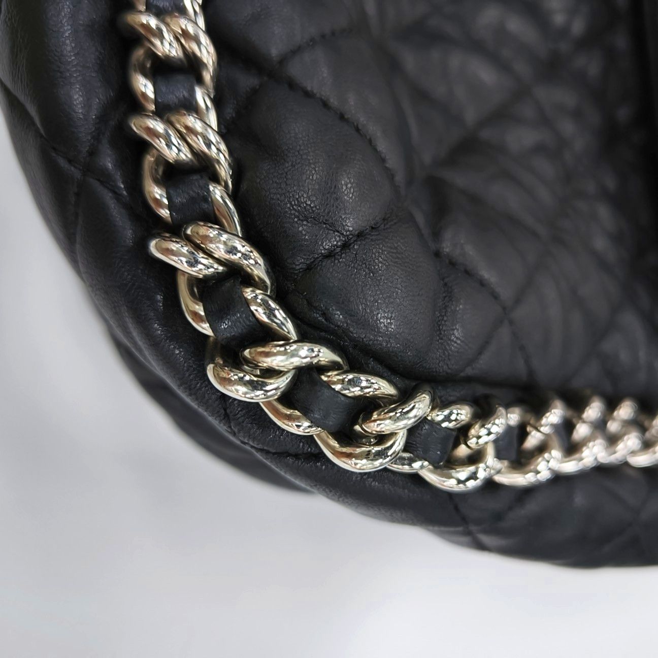 Chanel CHANEL Quilted Lambskin Maxi Shoulder Bag Black Size ONE SIZE - 12 Thumbnail
