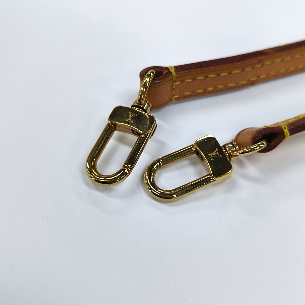 Louis Vuitton Louis Vuitton Monogram Alma BB Handbag Size OS Size ONE SIZE - 17 Thumbnail