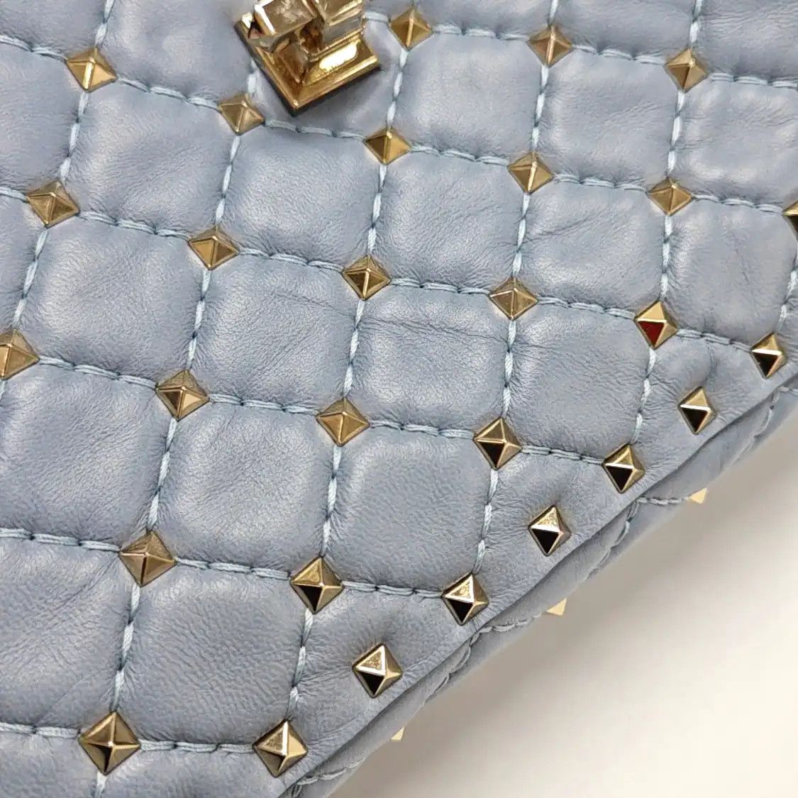 Valentino VALENTINO Spike Up light bluesheepskin stud quilted shoulder bag handbag crossbo Size ONE SIZE - 10 Thumbnail