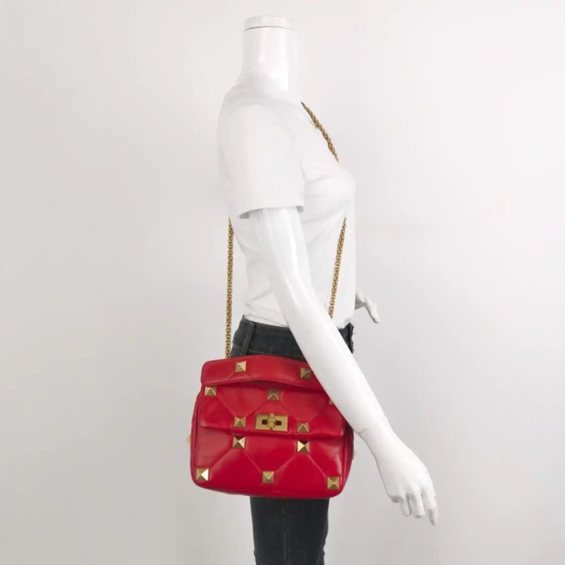 Valentino VALENTINO Roman Stud Medium red sheepskin stud quilted shoulder bag detachable s Size ONE SIZE - 2 Thumbnail