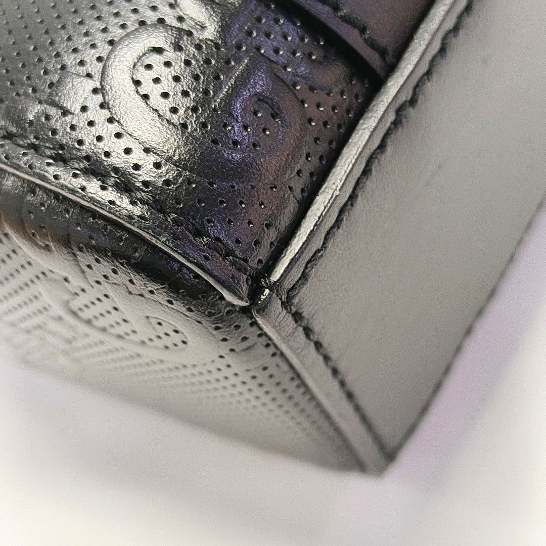 Gucci Gucci Embossed Logo Tote Bag ONE SIZE Size ONE SIZE - 12 Thumbnail