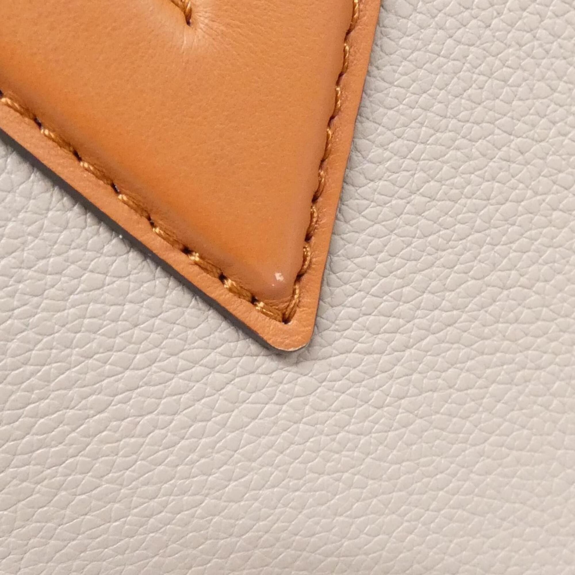 Louis Vuitton Louis Vuitton On My Side MM M53825 Handbag Size ONE SIZE - 4 Thumbnail