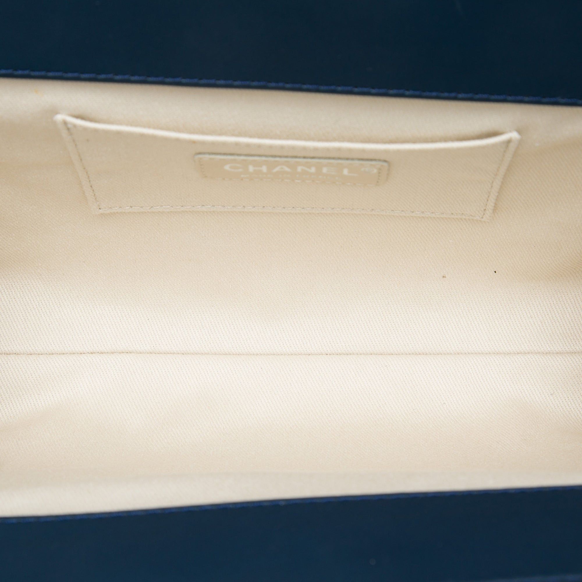 Chanel CC Quilted Patent Timeless Clutch Size ONE SIZE - 4 Thumbnail