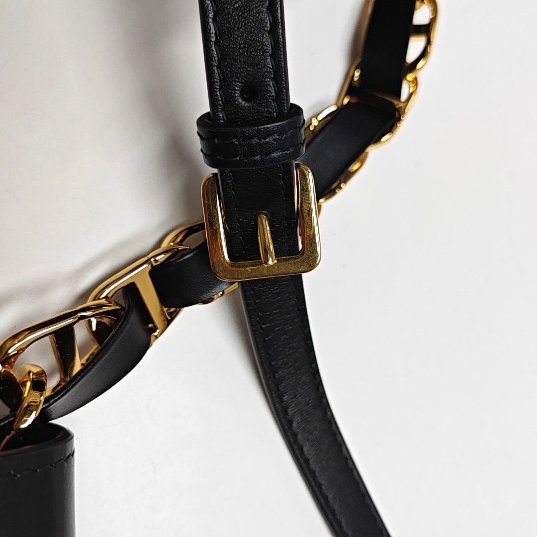 Dior Dior CD Embossed Leather Shoulder Bag Size ONE SIZE - 10 Thumbnail