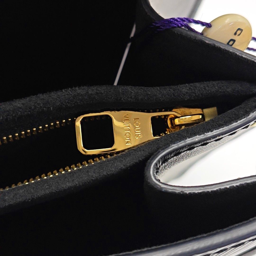 Louis Vuitton Louis Vuitton Dauphine EPI Leather Shoulder Bag Size ONE SIZE - 17 Thumbnail