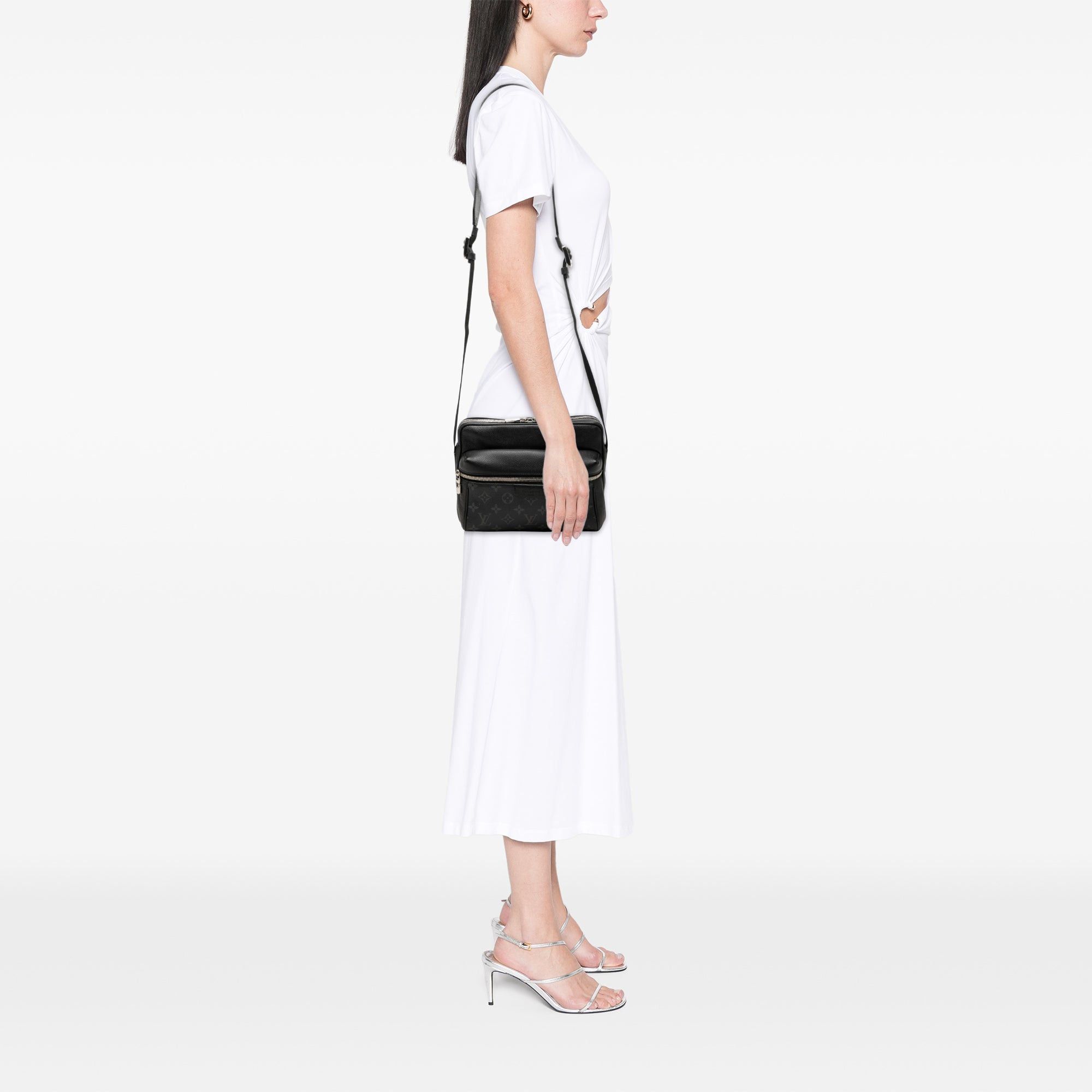Louis Vuitton Taigarama Outdoor Messenger Size ONE SIZE - 6 Thumbnail