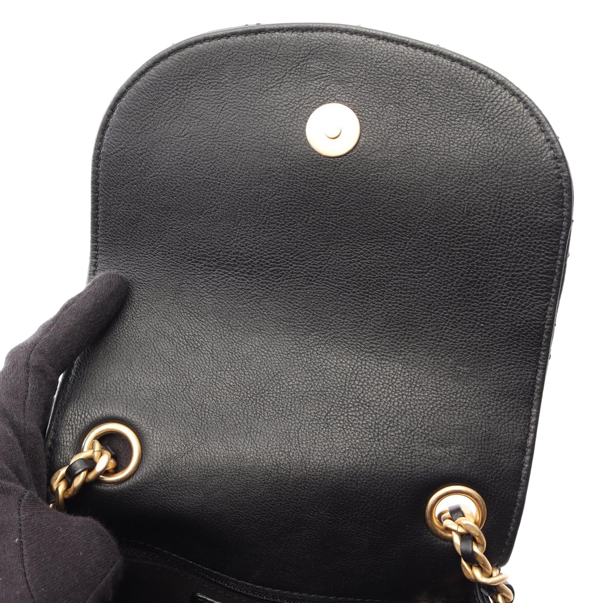 Chanel Quilted Grained Calfskin Casual Trip Messenger Size ONE SIZE - 7 Thumbnail