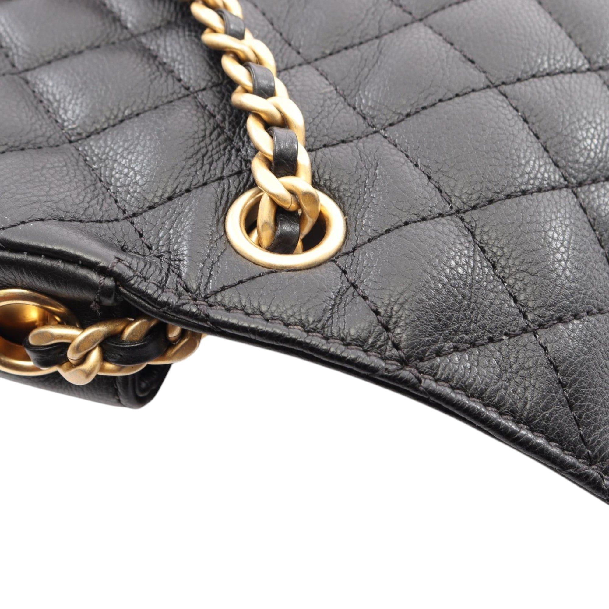 Chanel Quilted Grained Calfskin Casual Trip Messenger Size ONE SIZE - 8 Thumbnail