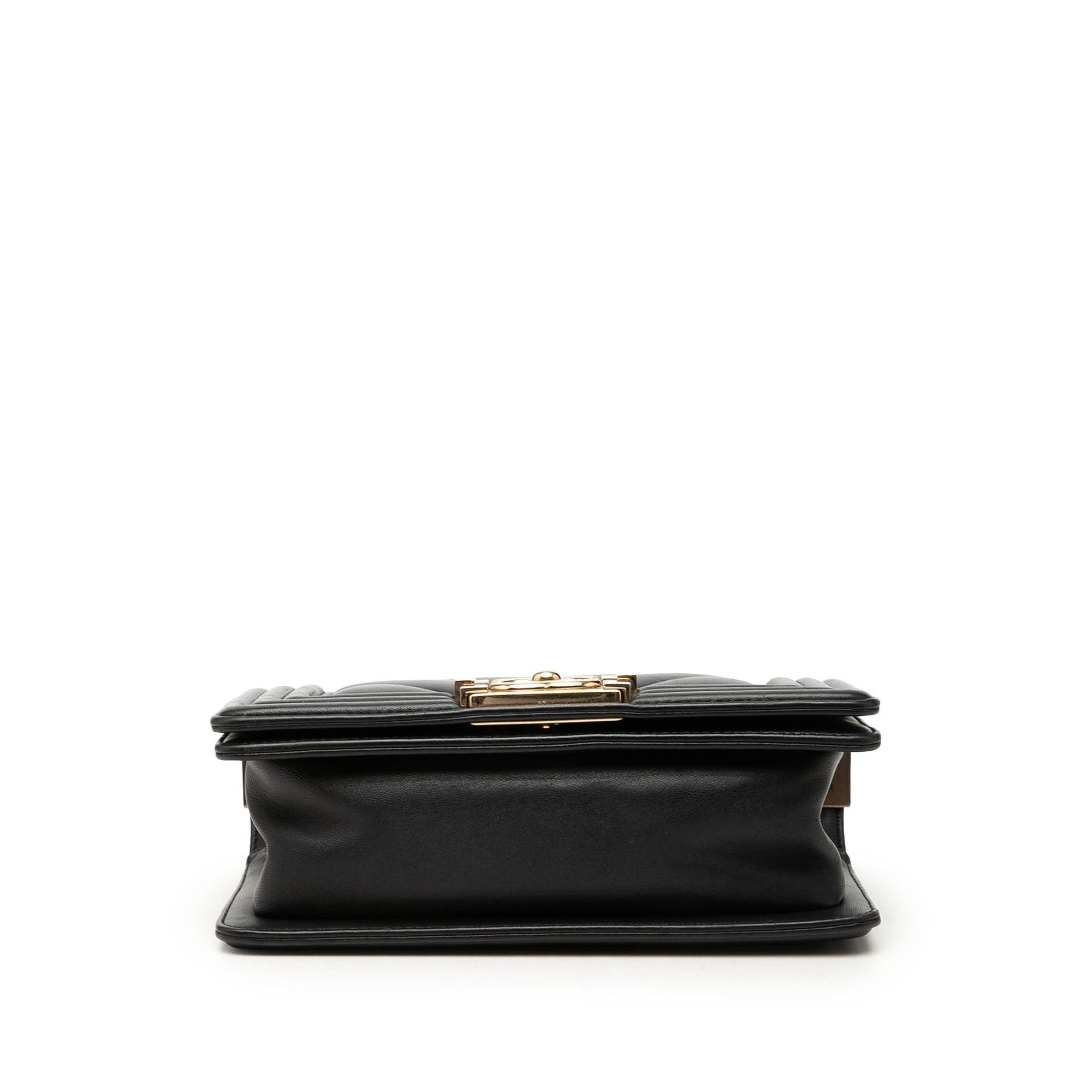 Chanel Chevron Lambskin Boy Flap Size ONE SIZE - 3 Thumbnail