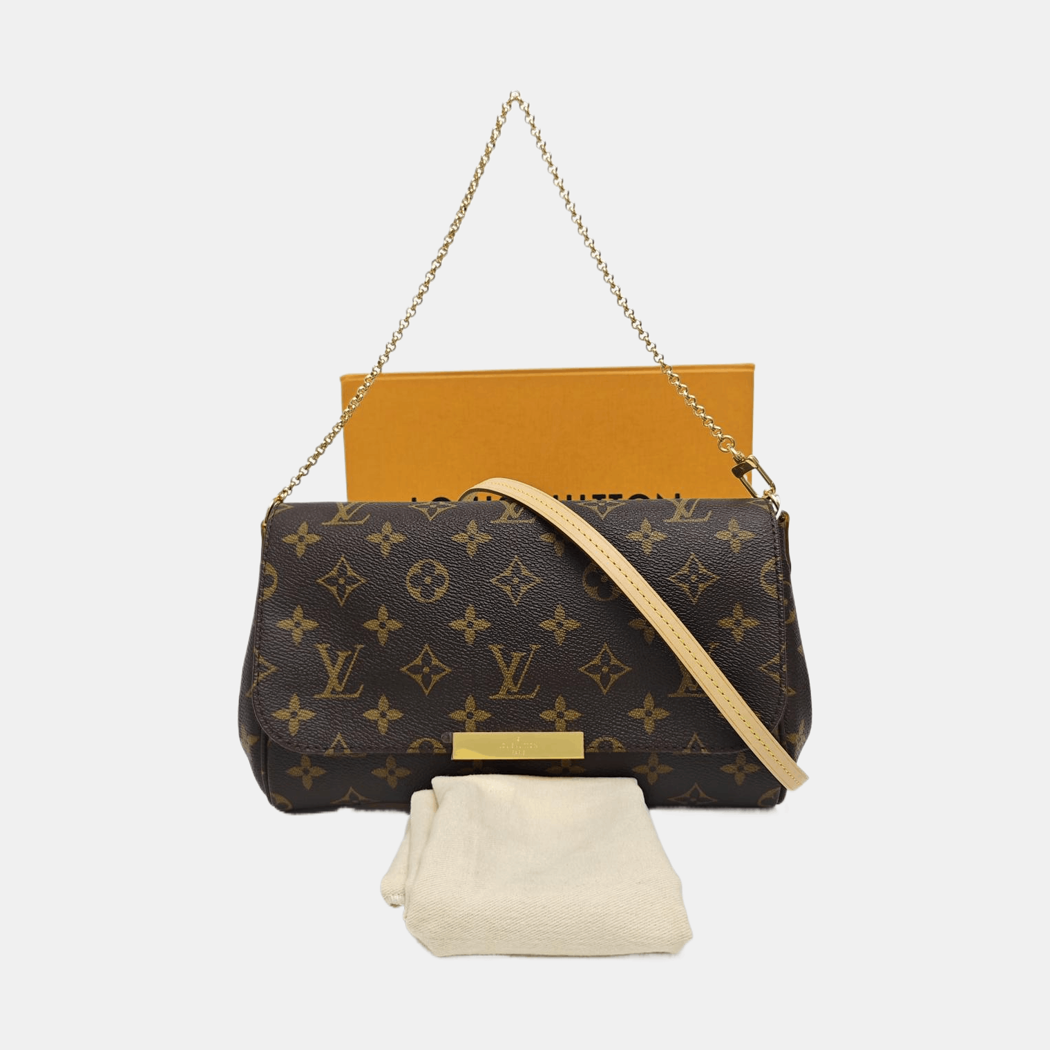 Louis Vuitton Louis Vuitton Monogram Favorite PM Shoulder Bag Size ONE SIZE - 8 Thumbnail