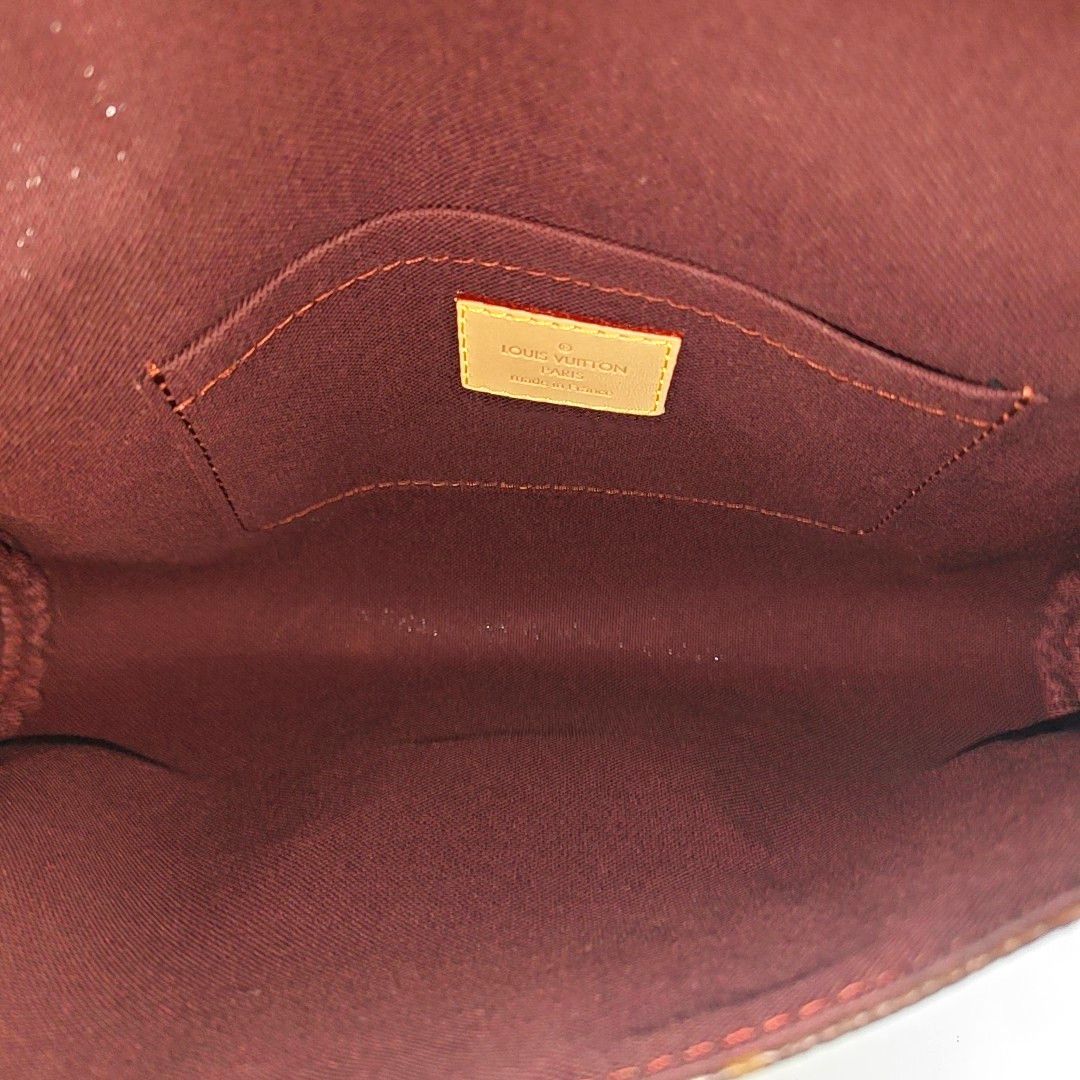 Louis Vuitton Louis Vuitton Monogram Favorite PM Shoulder Bag Size ONE SIZE - 7 Thumbnail