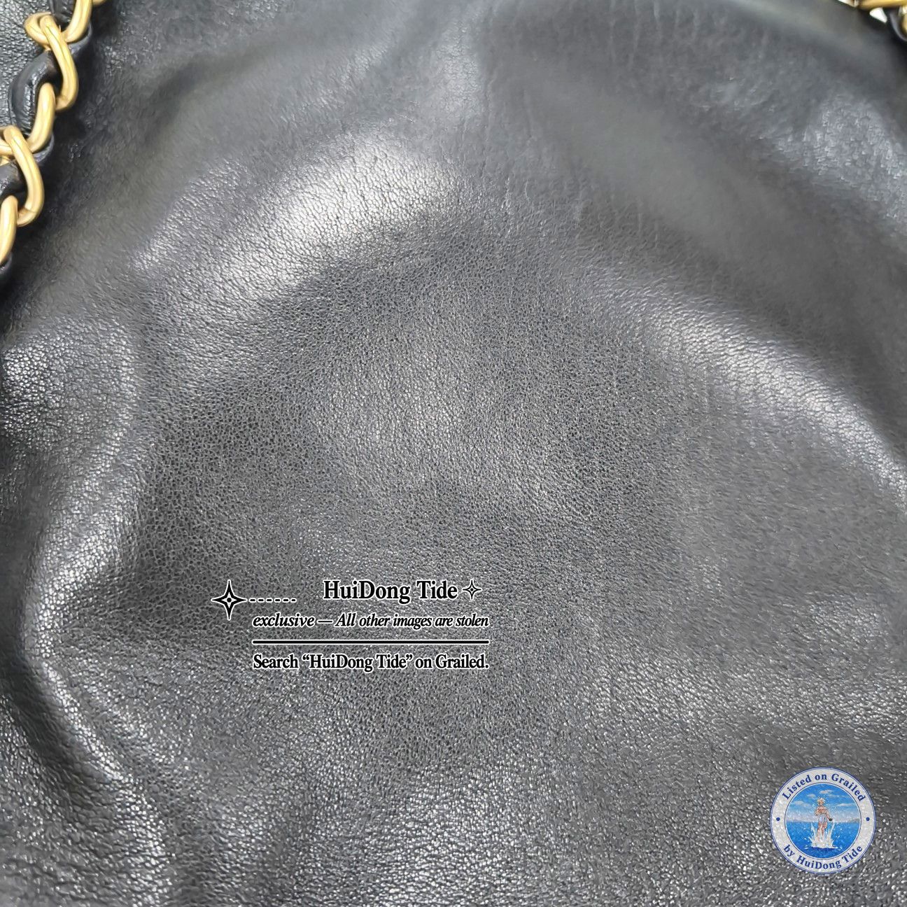 Chanel CHANEL Leather Shoulder Bag with Gold Hardware Size ONE SIZE - 8 Thumbnail
